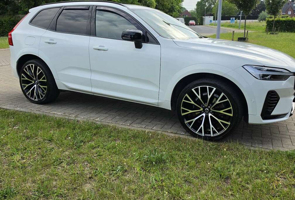 Volvo T6 Twin Engine AWD Geartronic RDesign