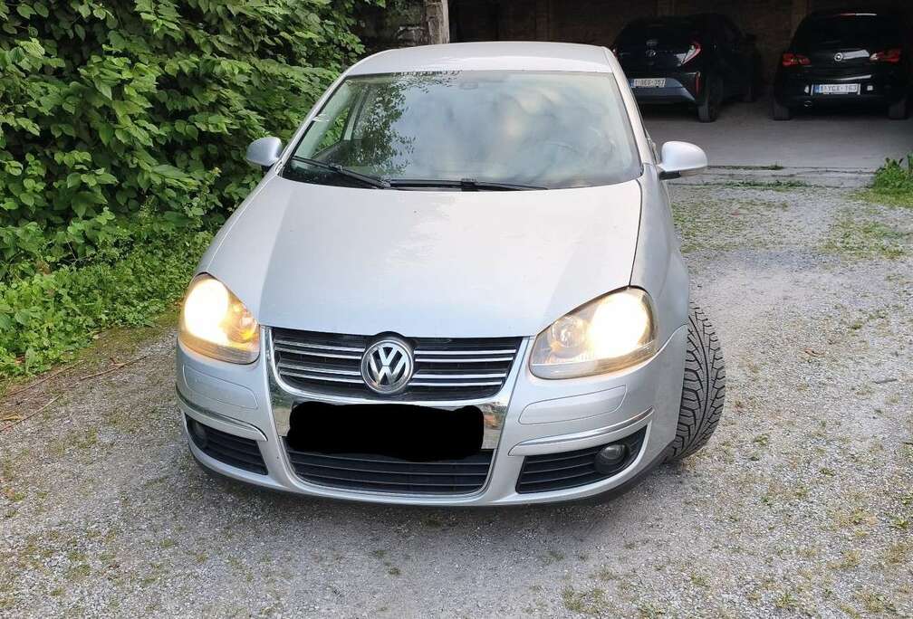 Volkswagen 2.0 TDI 136 ch Confortline