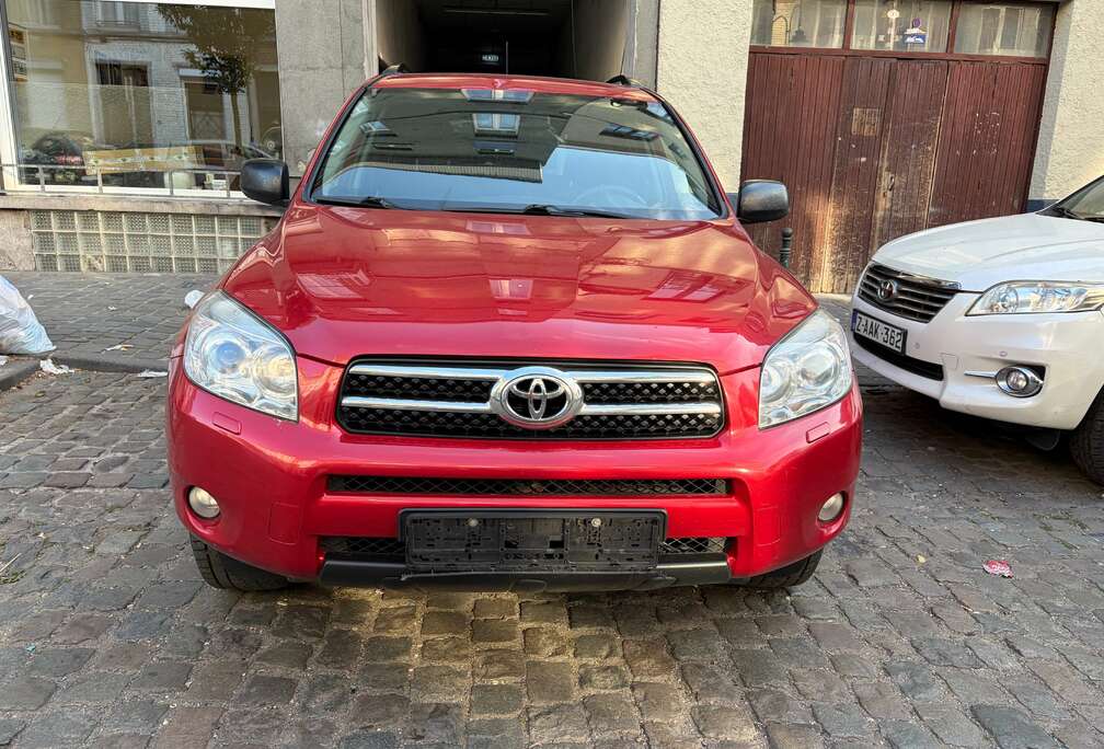 Toyota RAV4 2.0i VVT-i 16v Full Option uniquement l’export