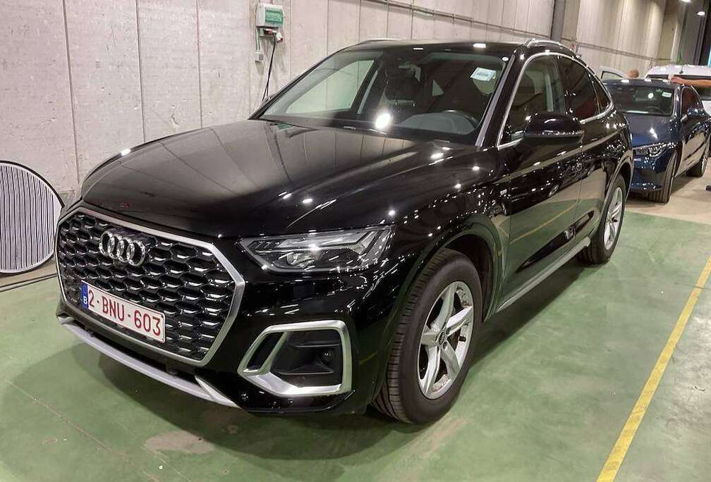 Audi Q5*S*LINE**XENON COUPER CARPASS*CARPLAY