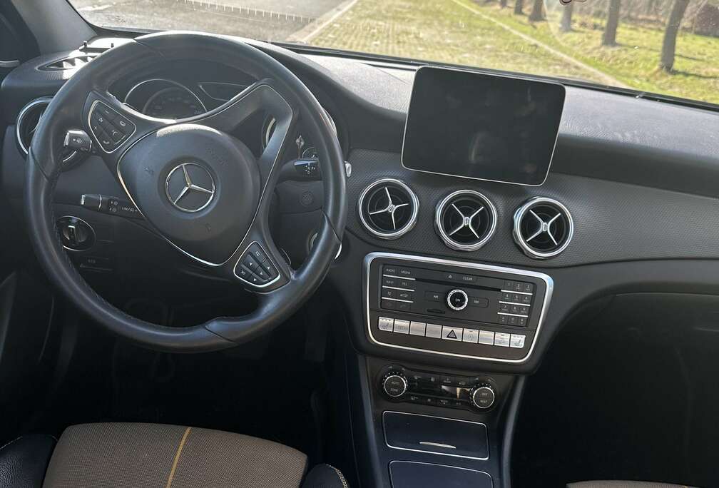 Mercedes-Benz Classe d 7-G DCT 4-Matic Business