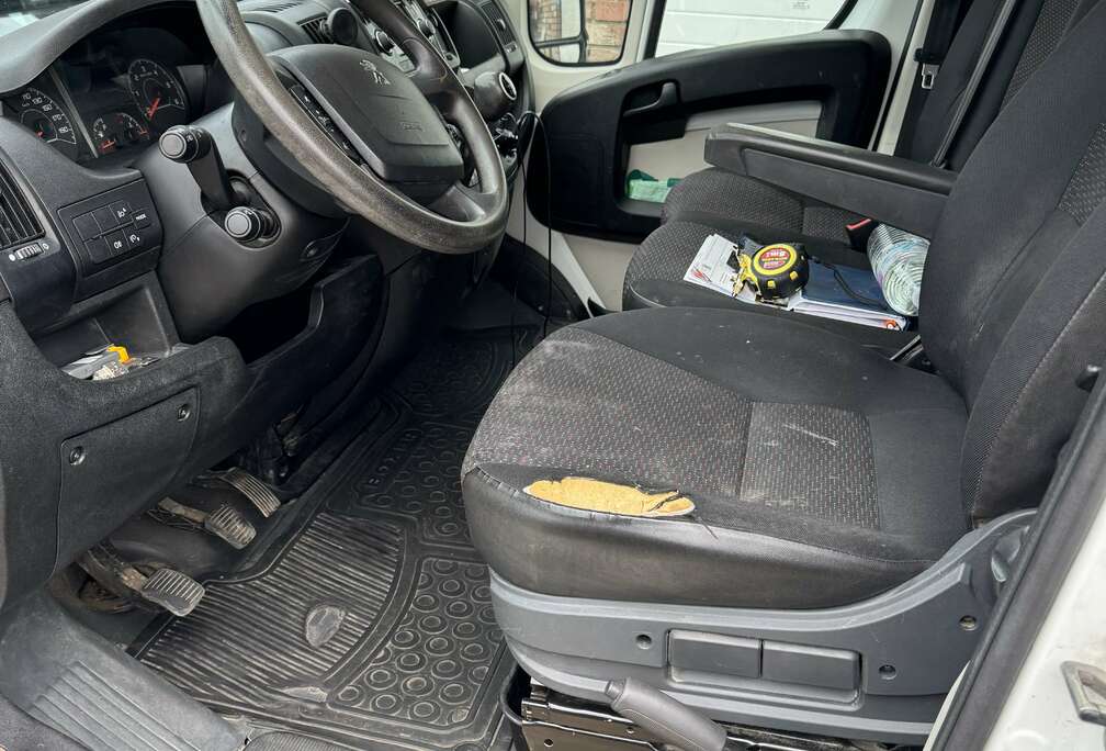 Peugeot 2.2 HDi L2 Utility (Steel)