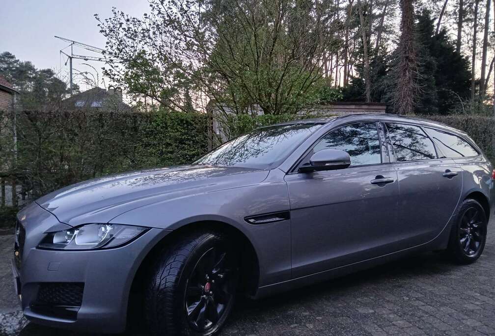 Jaguar XF Sportbrake 2.0 D Prestige (EU6.2)