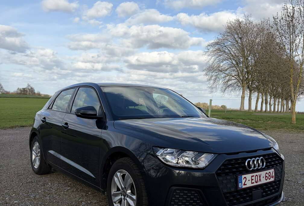 Audi Sportback 30 TFSI Advanced