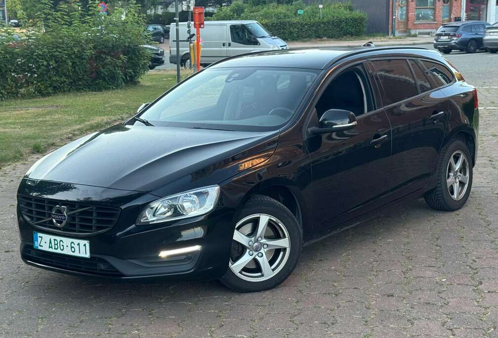 Volvo V60 2.0 D4 Black Edition