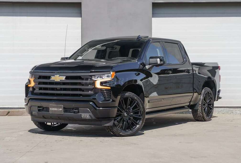 Chevrolet 2025 High Country Night € 71900 6.2L V8 24\