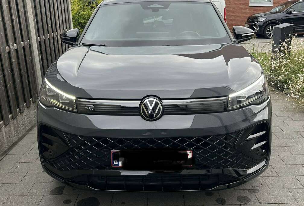 Volkswagen 1.5 TSI R-Line Business Premium Mildhybride