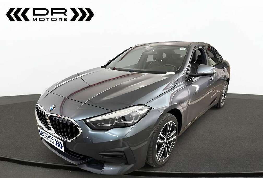 BMW LEDER - APPLE CARPLAY - VERWARMDE ZETELS EN STUUR