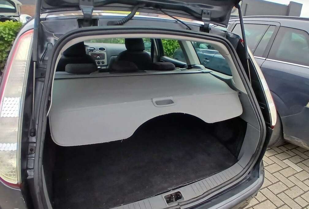 Ford S.Br. 1.6TDCi Trend