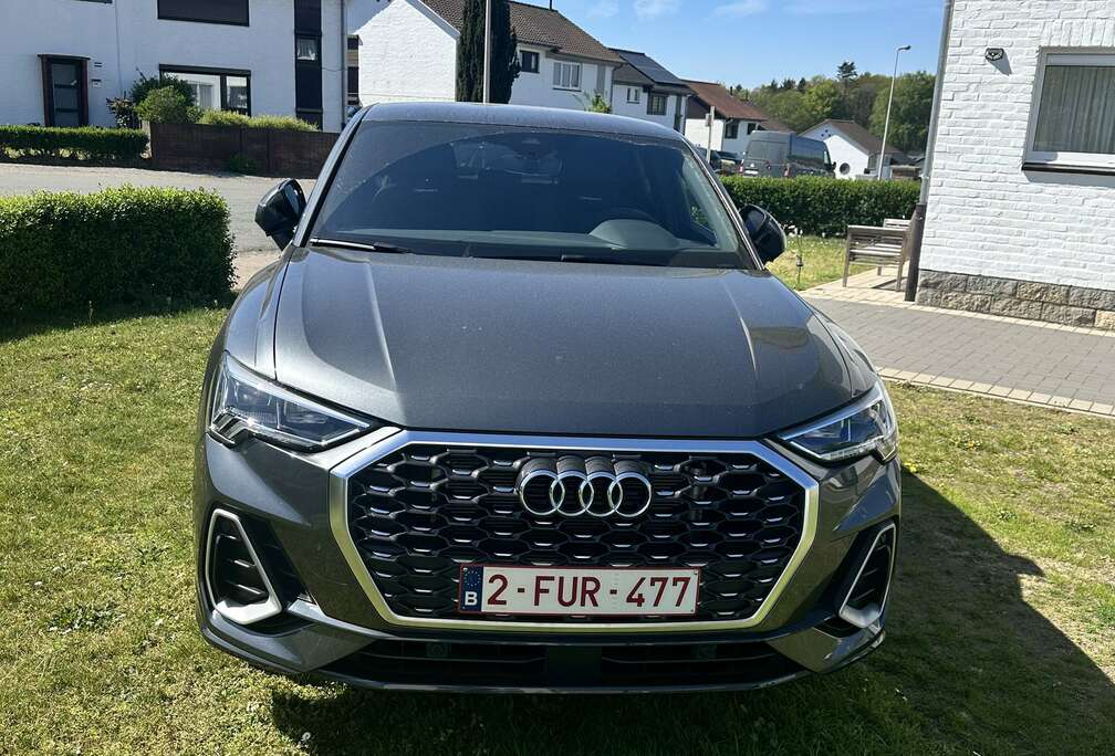 Audi 35 TFSI Sportback S tronic line
