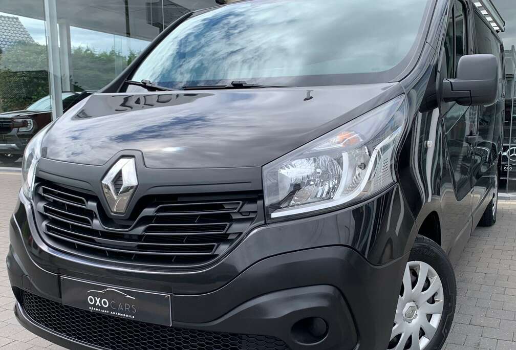 Renault DOUBLE CABINE 1.6DCI 121CV / Utilitaire 5 Places / Galerie de Toit / Gps / Airco / Cruise / Radar de Recul / Bluetooth /