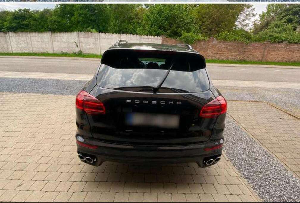 Porsche Cayenne 3.0 TD V6 Platinum Edition Tiptronic S