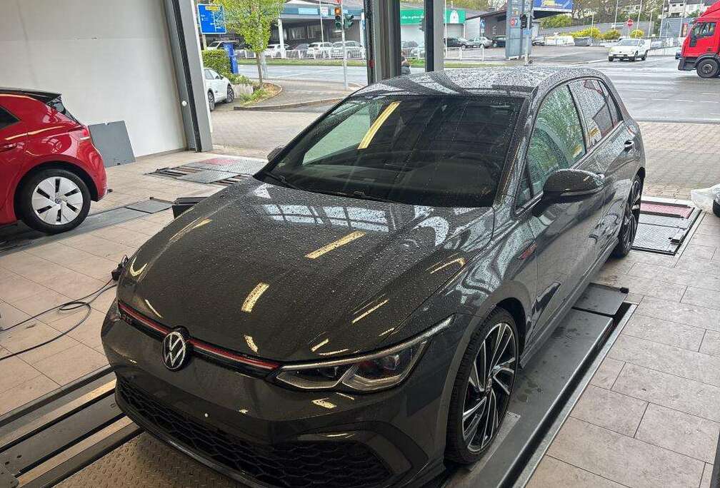 Volkswagen 2.0 TSI BVM6 245 CV *BOITE MECA* CUIR * HARMAN*