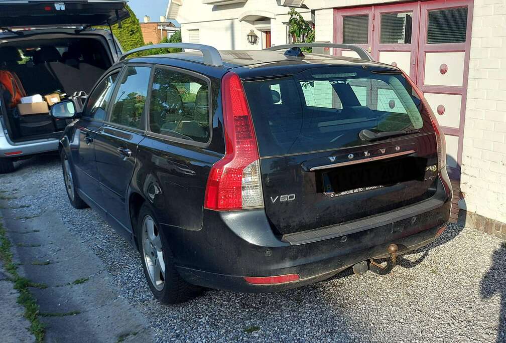 Volvo V50 1.6 D2 84kw 750€ à discuter
