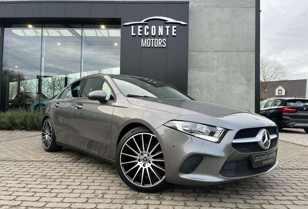 Mercedes-Benz A 180 7G-DCT Berline Widescreen Carplay/Camera/GPS