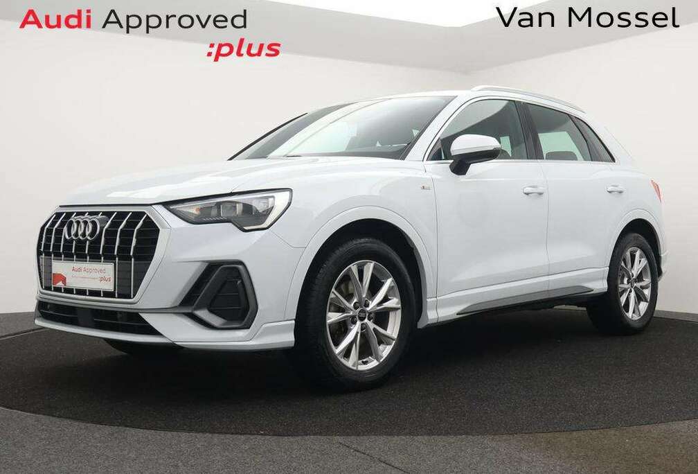Audi Audi Q3  Business edition S-line 35TFSI 150PK *2X S-LINE*AUTOMAAT*TREKHAAK*ALCANTARA*CAMERA*CRUISE*VIRTUAL COCKPIT*...*