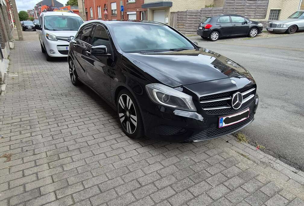 Mercedes-Benz A 200