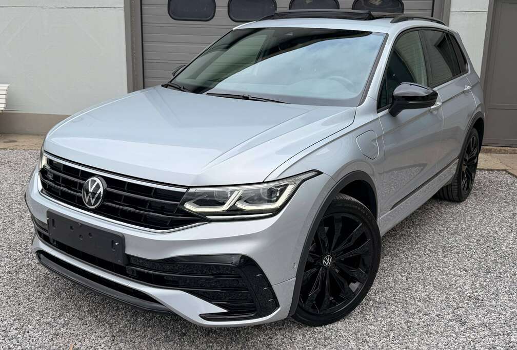 Volkswagen 1.4 245PK PHEV // R-LINE // PANO // TREKHAAK // 360° camera