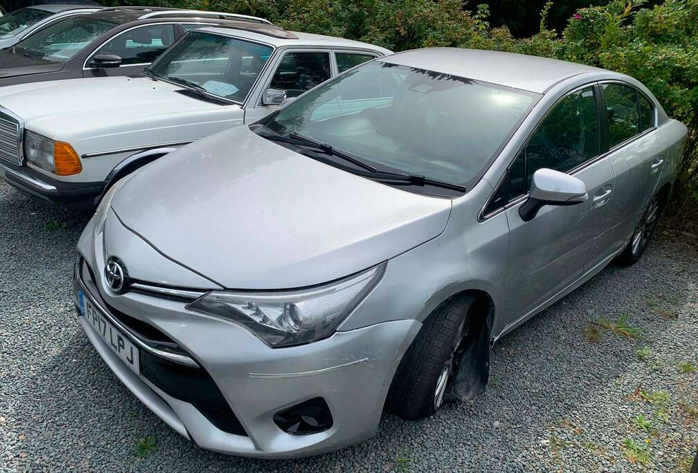 Toyota Avensis 1.6 D-4D Comfort