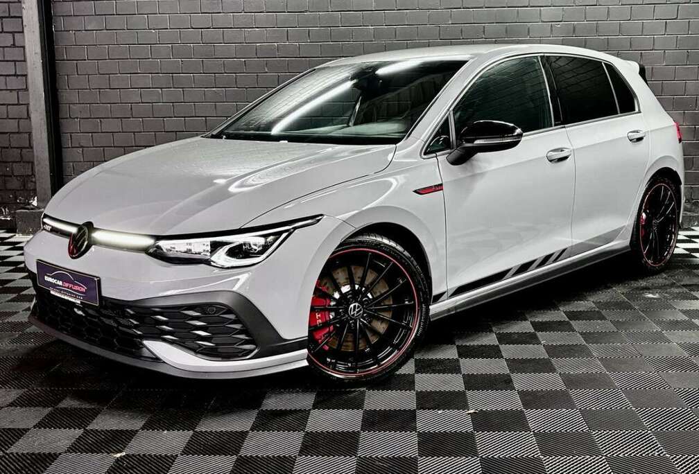 Volkswagen Clubsport 2.0 TSI 300CV DSG7 *Akrapovi* *Pack GTI