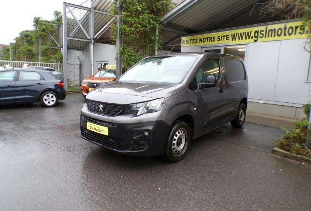 Peugeot 1.5HDi 102cv 3pl L1 gris 02/21 92947km Airco GPS