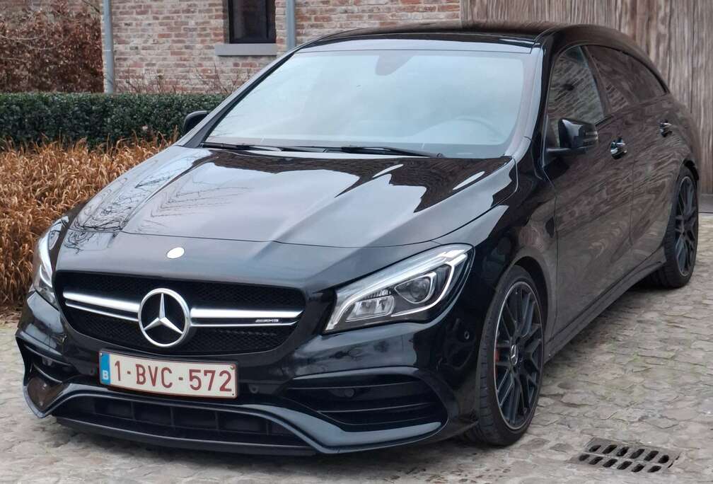Mercedes-Benz CLA 45 AMG 4-Matic