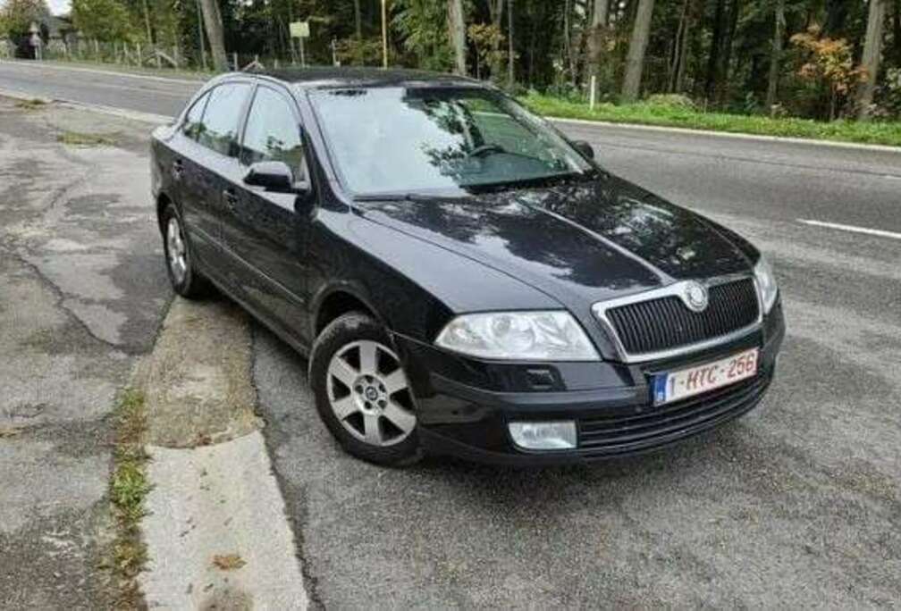 Skoda 1.6i Elegance