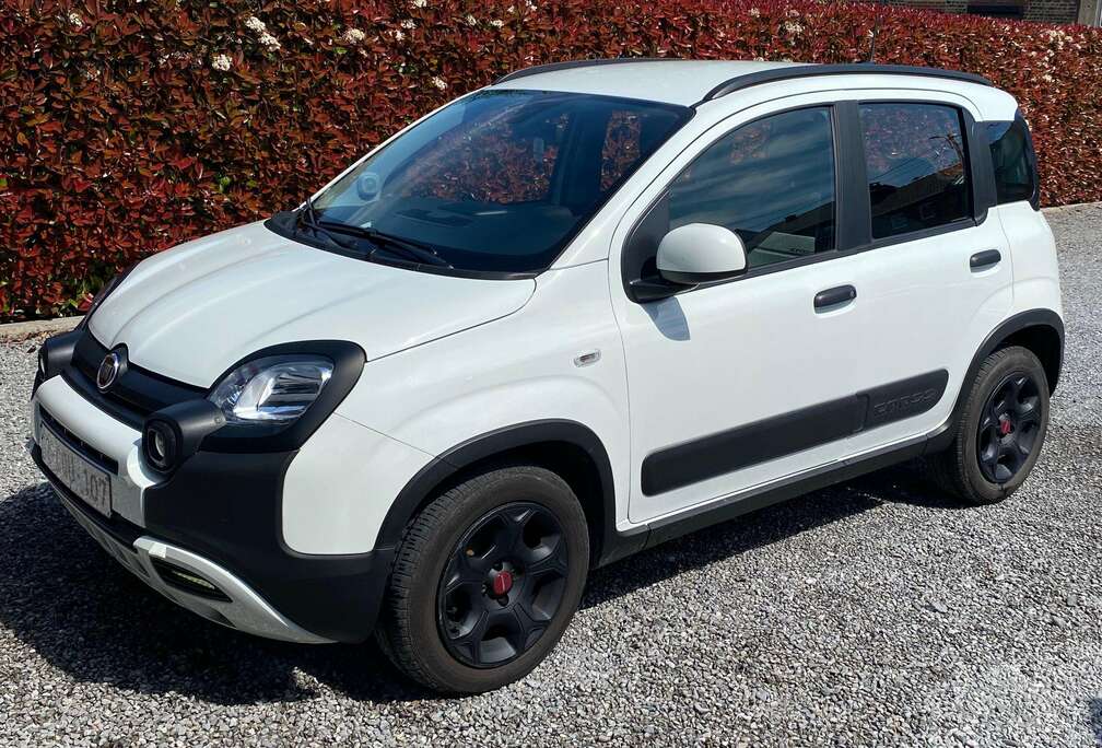 Fiat Panda Cross 1.0i hybride année 10/2022