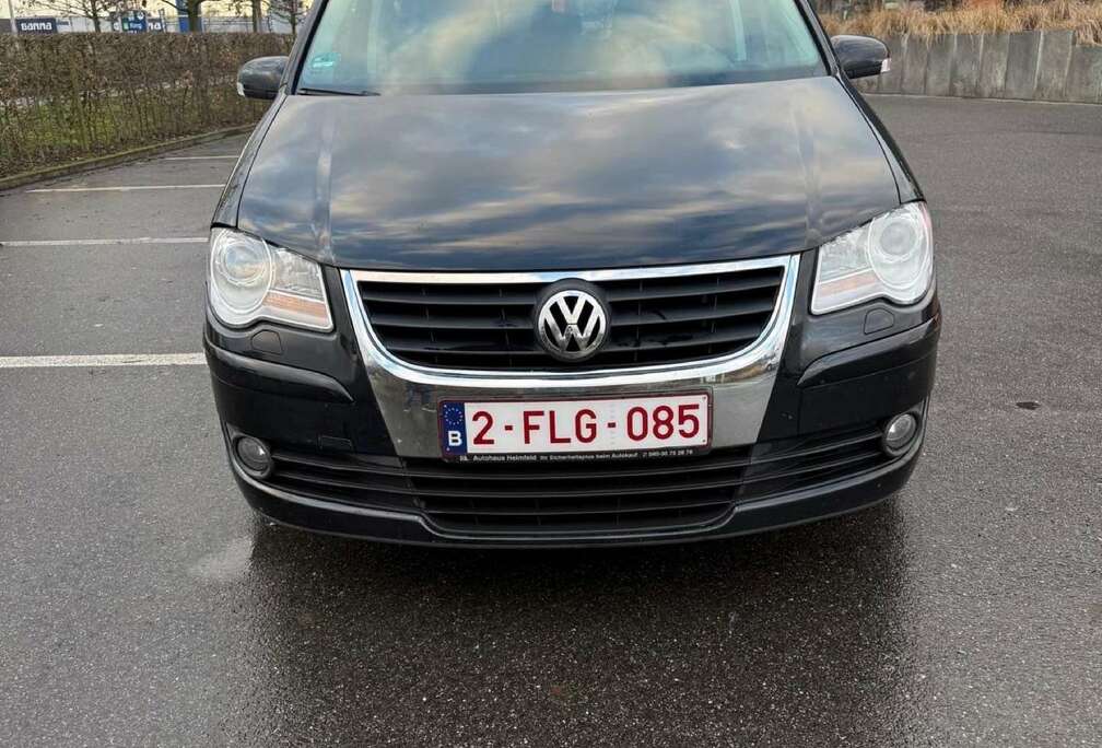 Volkswagen touran 2007  automaat 1.4 tsi   7plz  186000 km