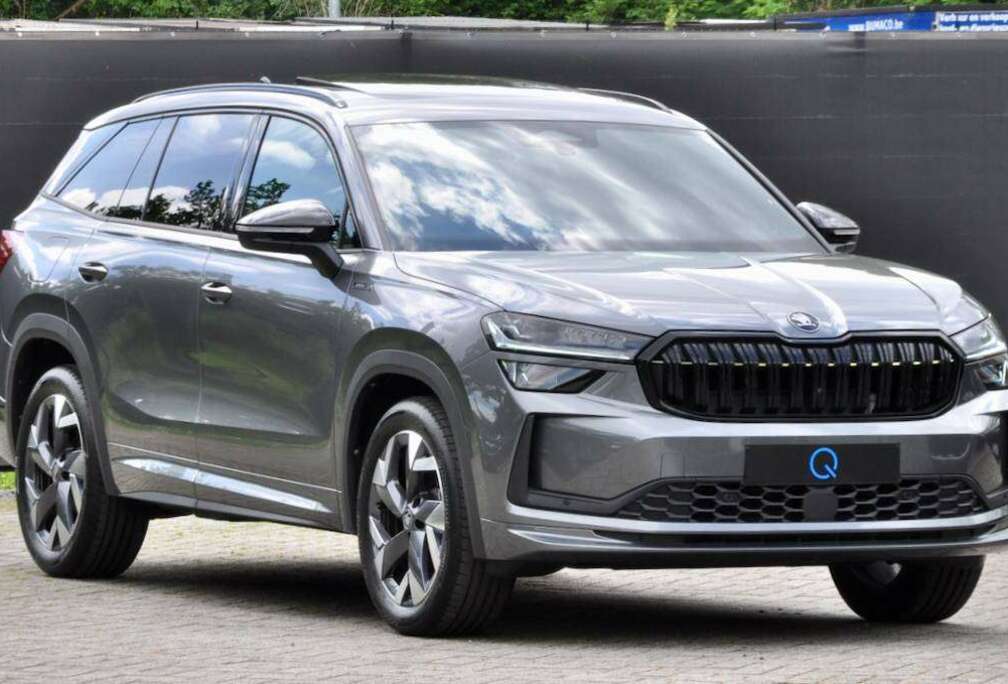 Skoda MHEV SPORTLINE PANO CANTON CAMERA CARPLAY SFEERVERLICHTING MEMORY SEATS