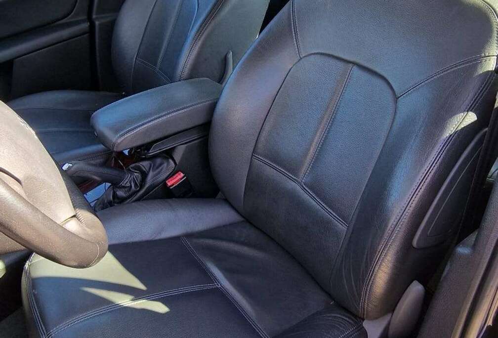 Peugeot 407 1.6 HDi Confort FAP