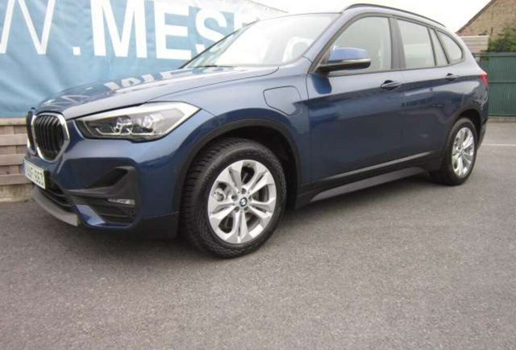 BMW 1.5iA 2.5e Xdrive PROF NAVI + HEAD UP DISPLAY +PDC