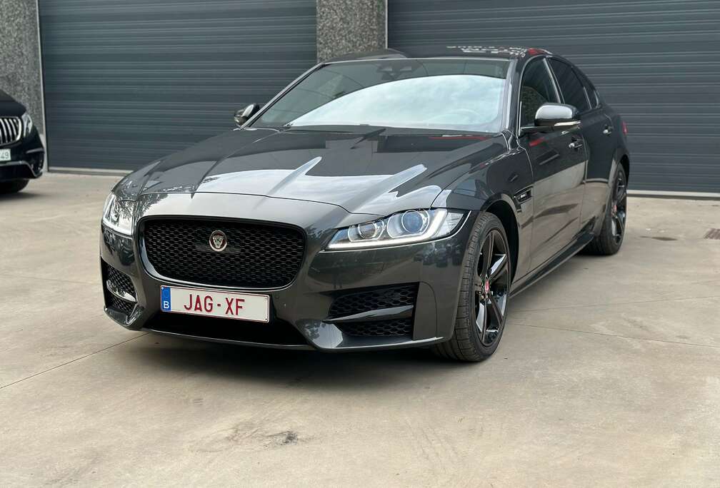 Jaguar 2.0 T R-Sport (EU6.2) Automaat