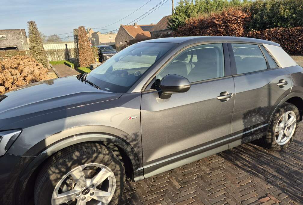 Audi Q2 35 TFSI Business Edition Attraction S tronic