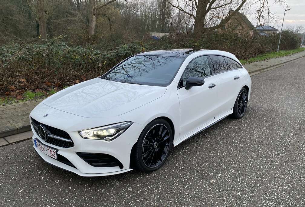 Mercedes-Benz Shooting Brake 7G-DCT AMG Line
