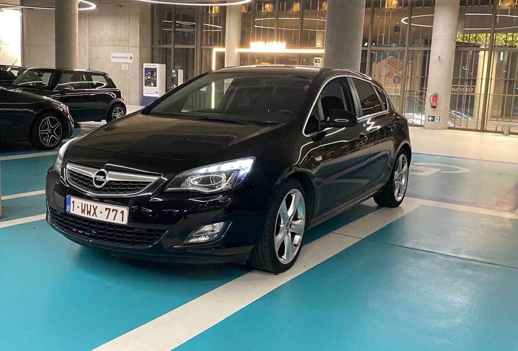 Opel 1.4 Turbo Sport