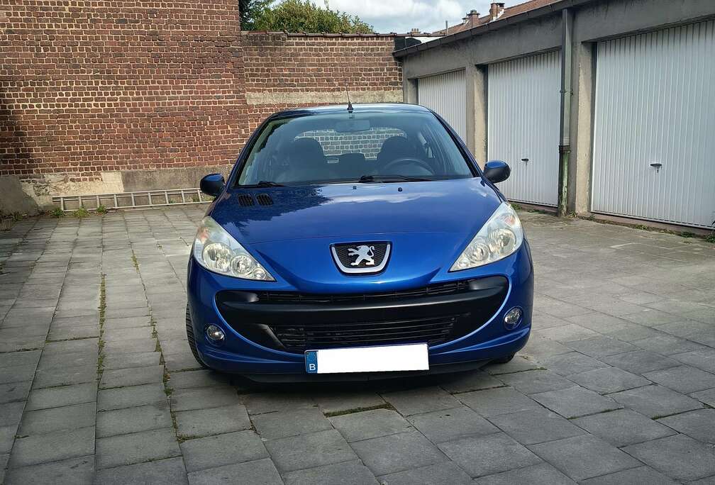 Peugeot 206  1.4i Trendy**Climatisation*euro 5A**prête pour l\'immatriculation, contrôle technique passé **