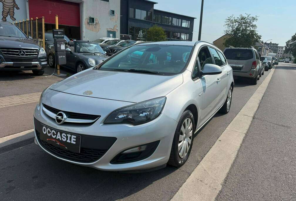 Opel Sports Tourer 1.7 CDTi Design Edition