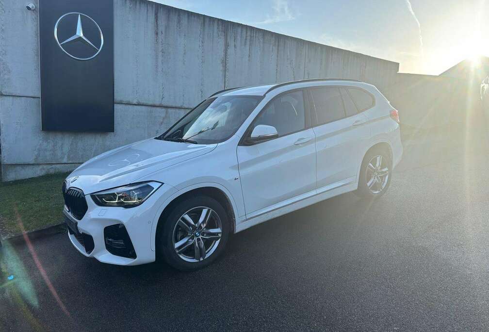BMW X1 1.5iA sDrive18 M-PACK