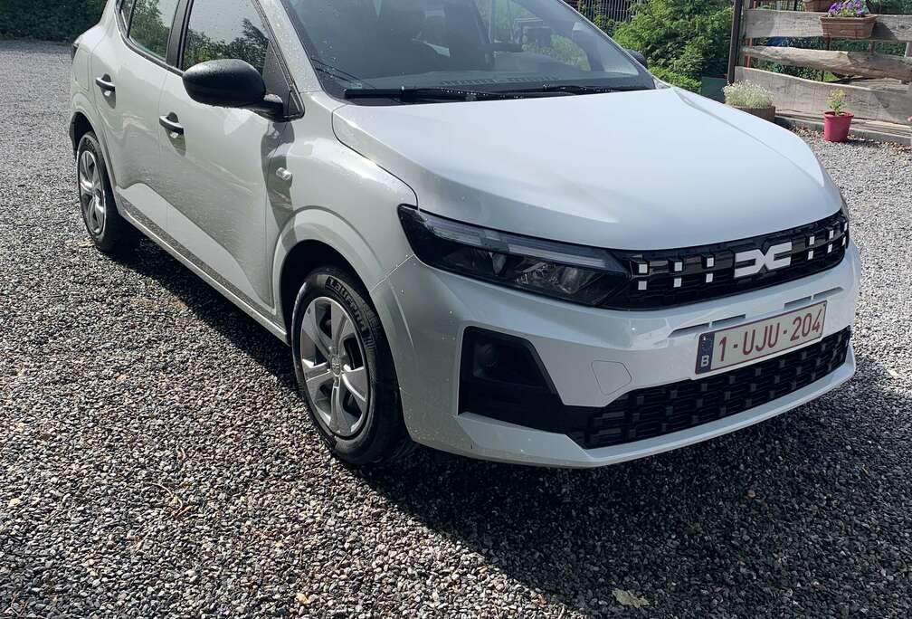 Dacia 1.0i SCe Essential
