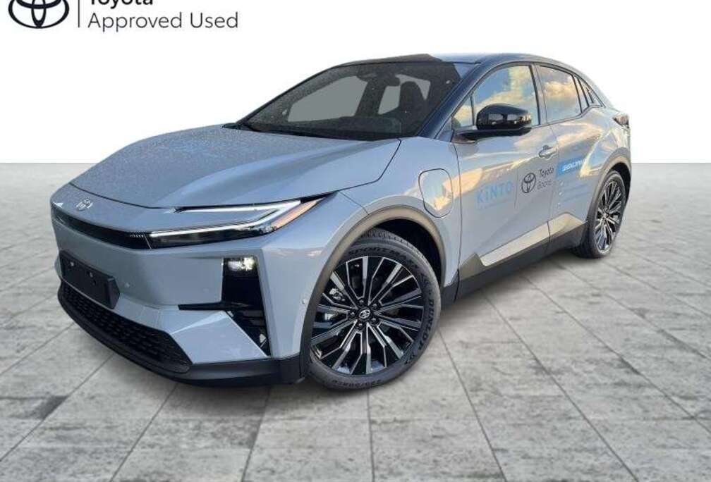 Toyota 77 kWh AWD Style + High Tech Pack