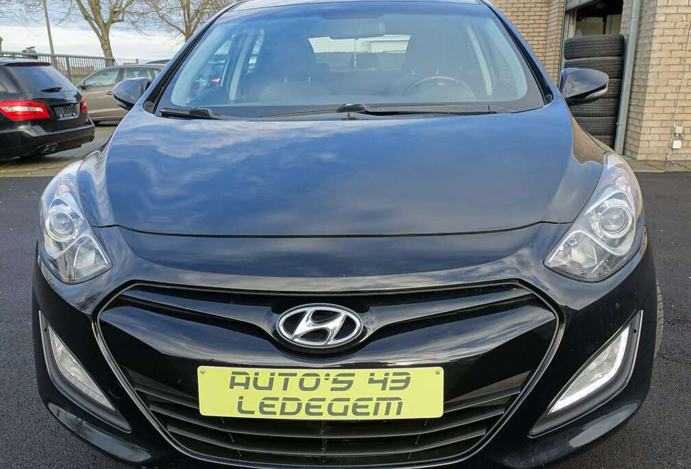 Hyundai i30 1.6 CRDi Trend