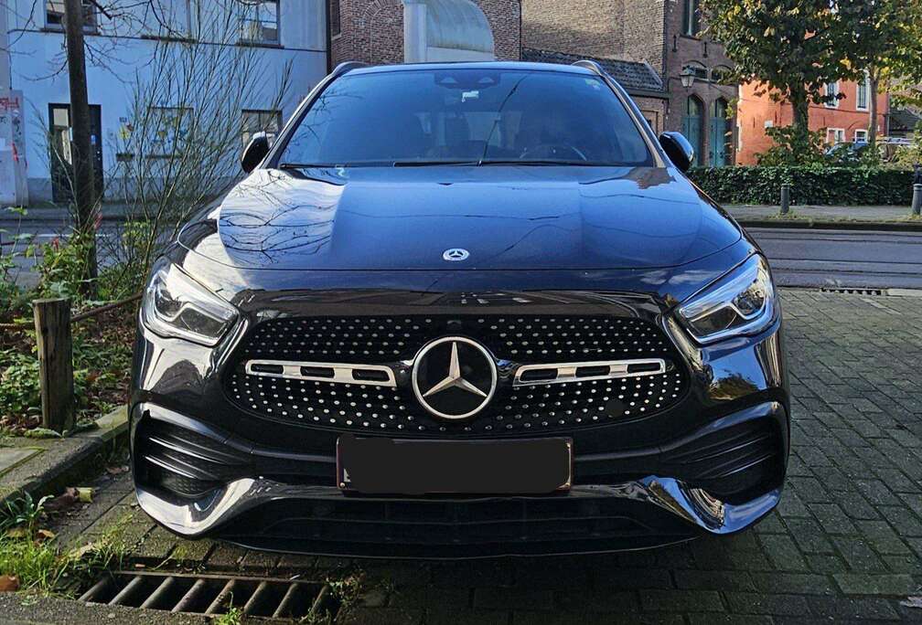 Mercedes-Benz GLA 250 e 8G-DCT AMG Line