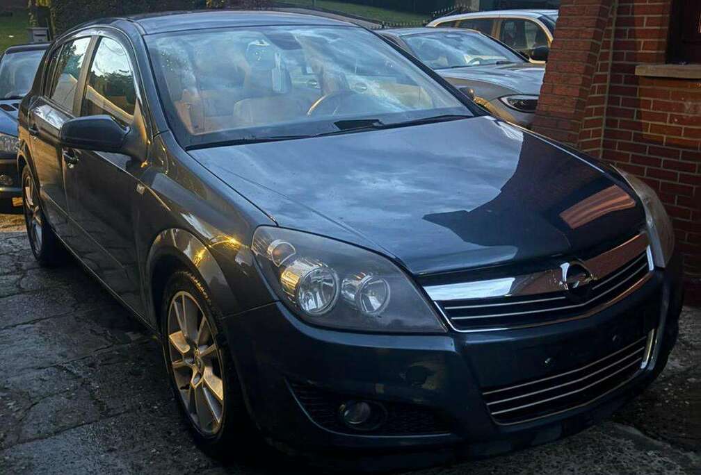 Opel Astra SW 1.6i Cosmo