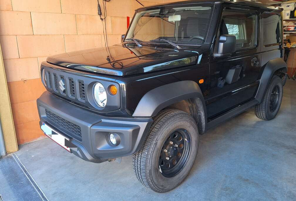 Suzuki Jimny 1.5i 4x4 GL