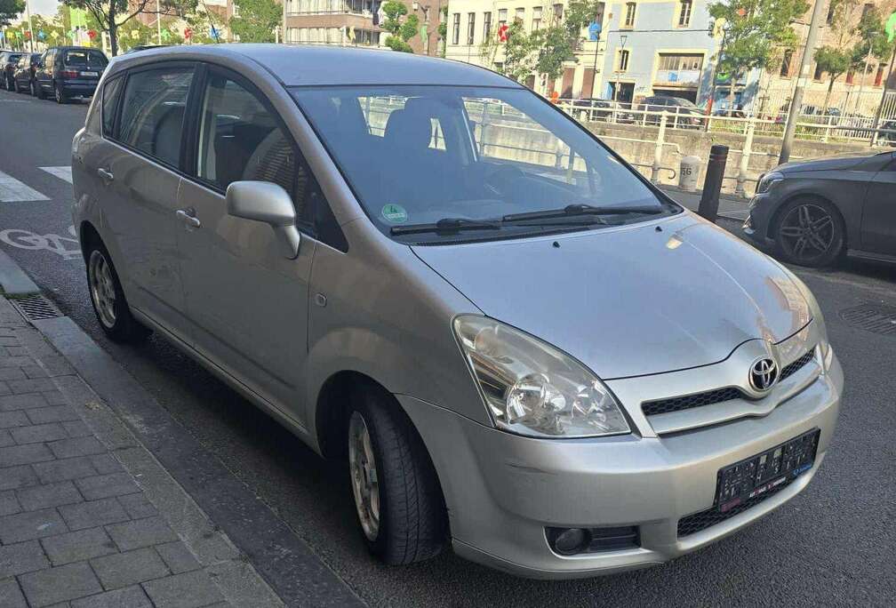 Toyota Corolla Verso 1.8i VVT-i 16v Linea Luna 7pl.