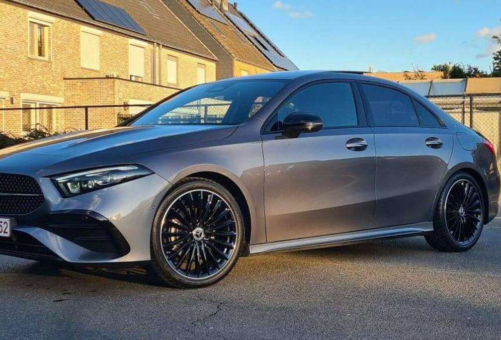 Mercedes-Benz A 180 AMG Line