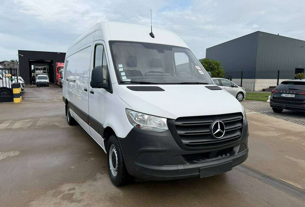 Mercedes-Benz 314  (Stock ID 35813)