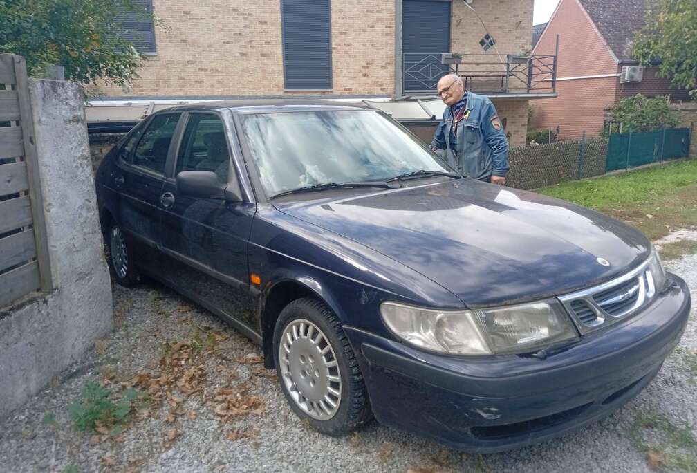 Saab 2.0i SE Comfort Pack