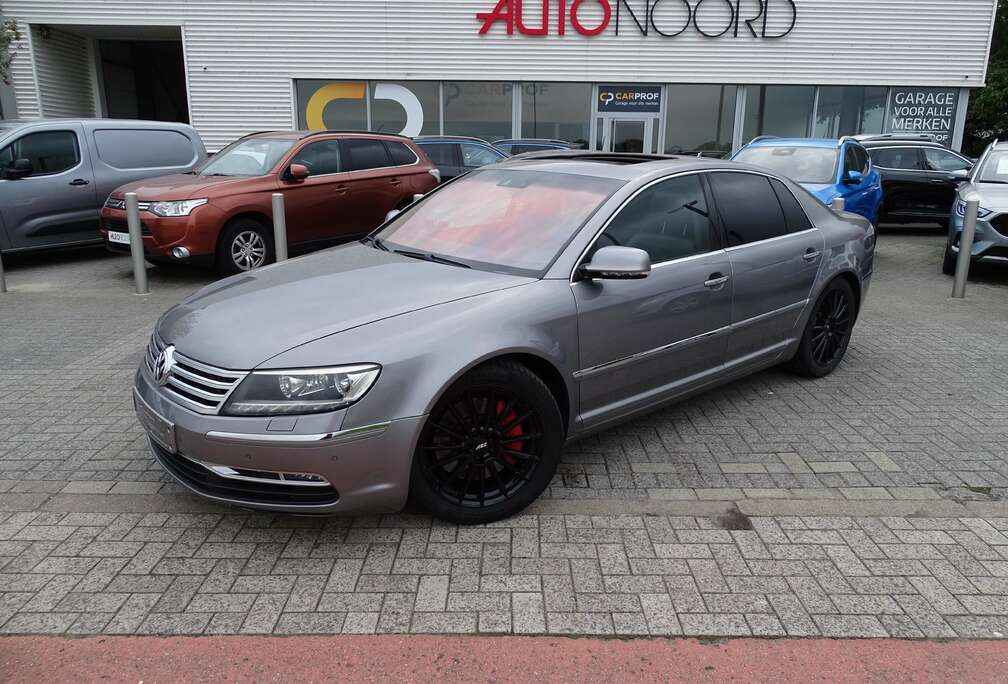 Volkswagen Phaeton 3.0 V6 TDI * ENKEL VOOR EXPORT